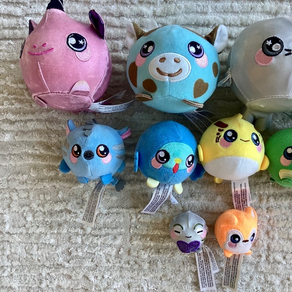 Lot Of 11 Squeezamals cow unicorn seal elephant turkey gecko fish squish lot - Picture 3 of 8